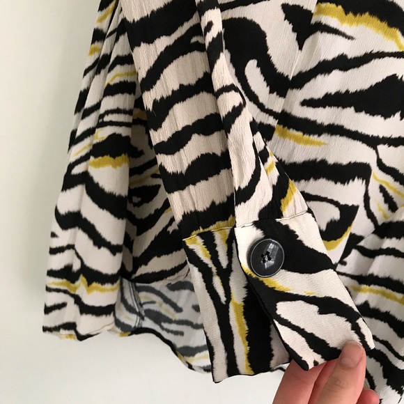 Zara Top - Picture 2 of 4